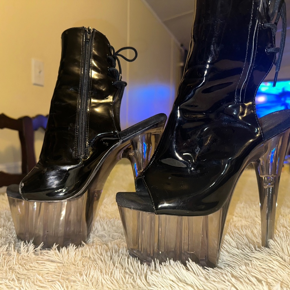 Pleaser heels